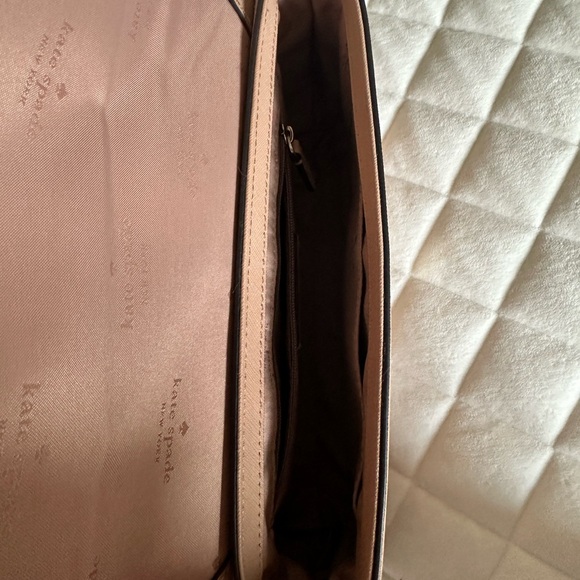 Kate Spade laurel way greer crossbody bag, light fawn, used just once - Picture 2 of 4